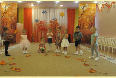 Осенний праздник  2022 в детском саду сценарий 